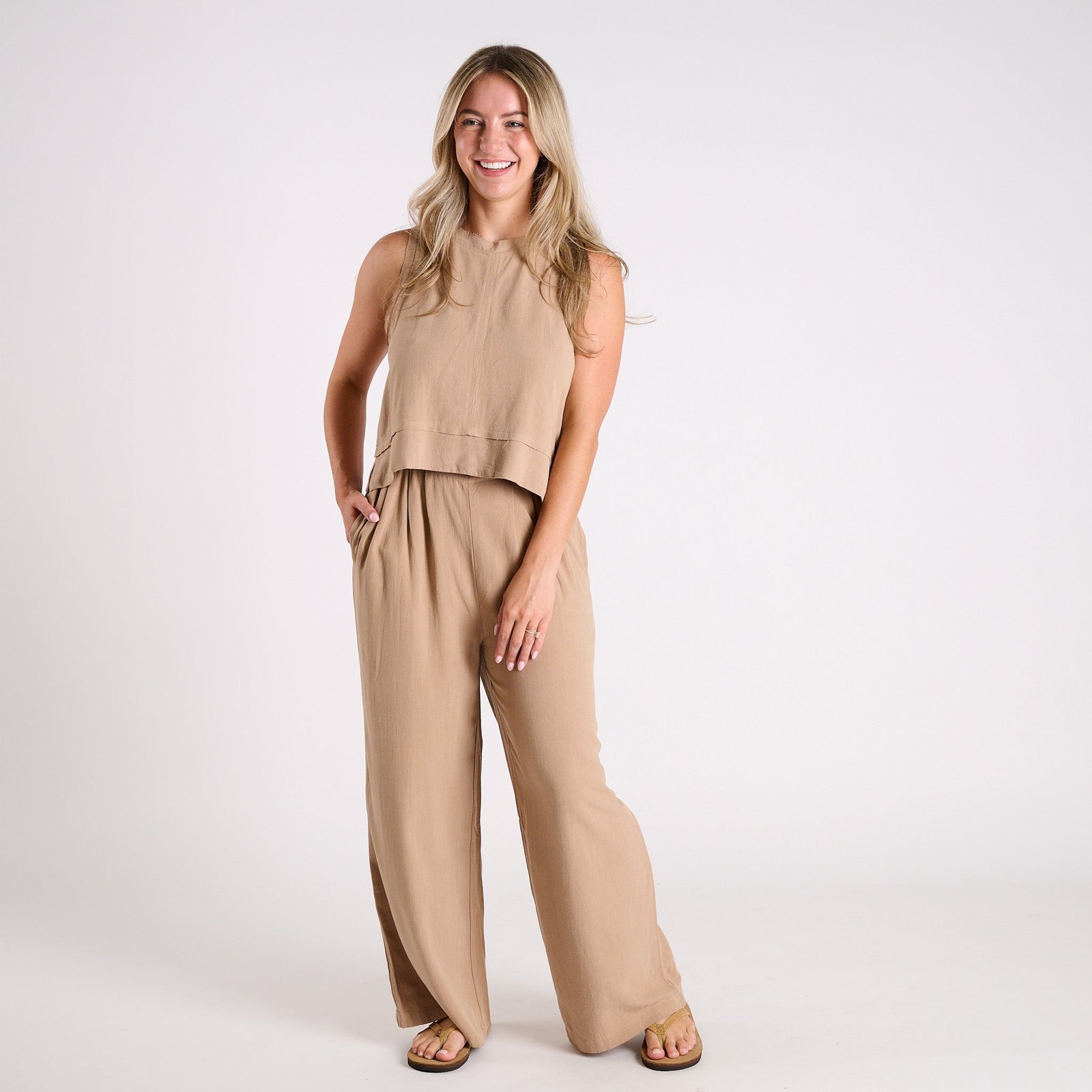 Sleeveless Solid Woven Set